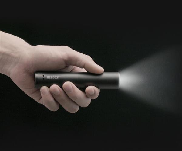 小米众筹强光变焦手电筒量产开卖 小米众筹强光变焦手电筒量产开卖