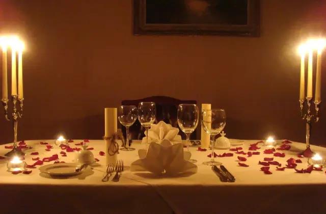 荣事达智能照明 ▏爱在七夕 照亮你我——烛光晚餐光环境1