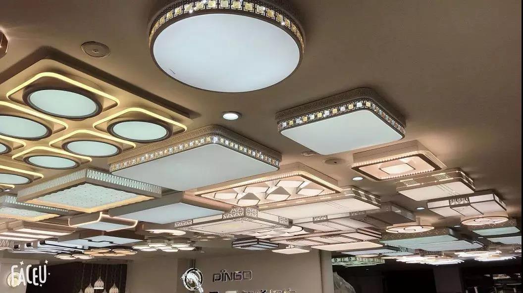 荣事达智能照明 ▏聚势奋进 创领未来——荣事达智能灯饰进驻福建泉州